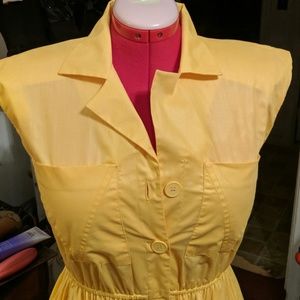 Ladies vintage style dress with pockets